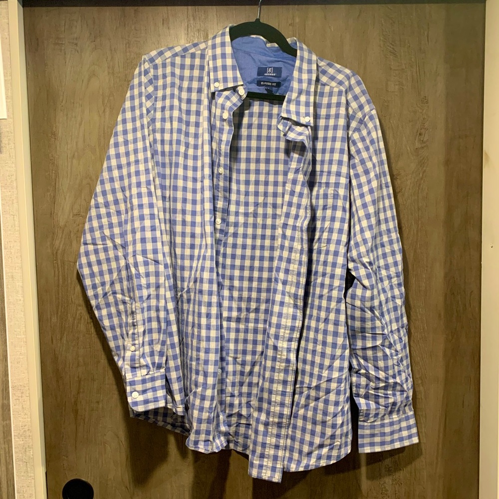 Men’s button up dress shirt